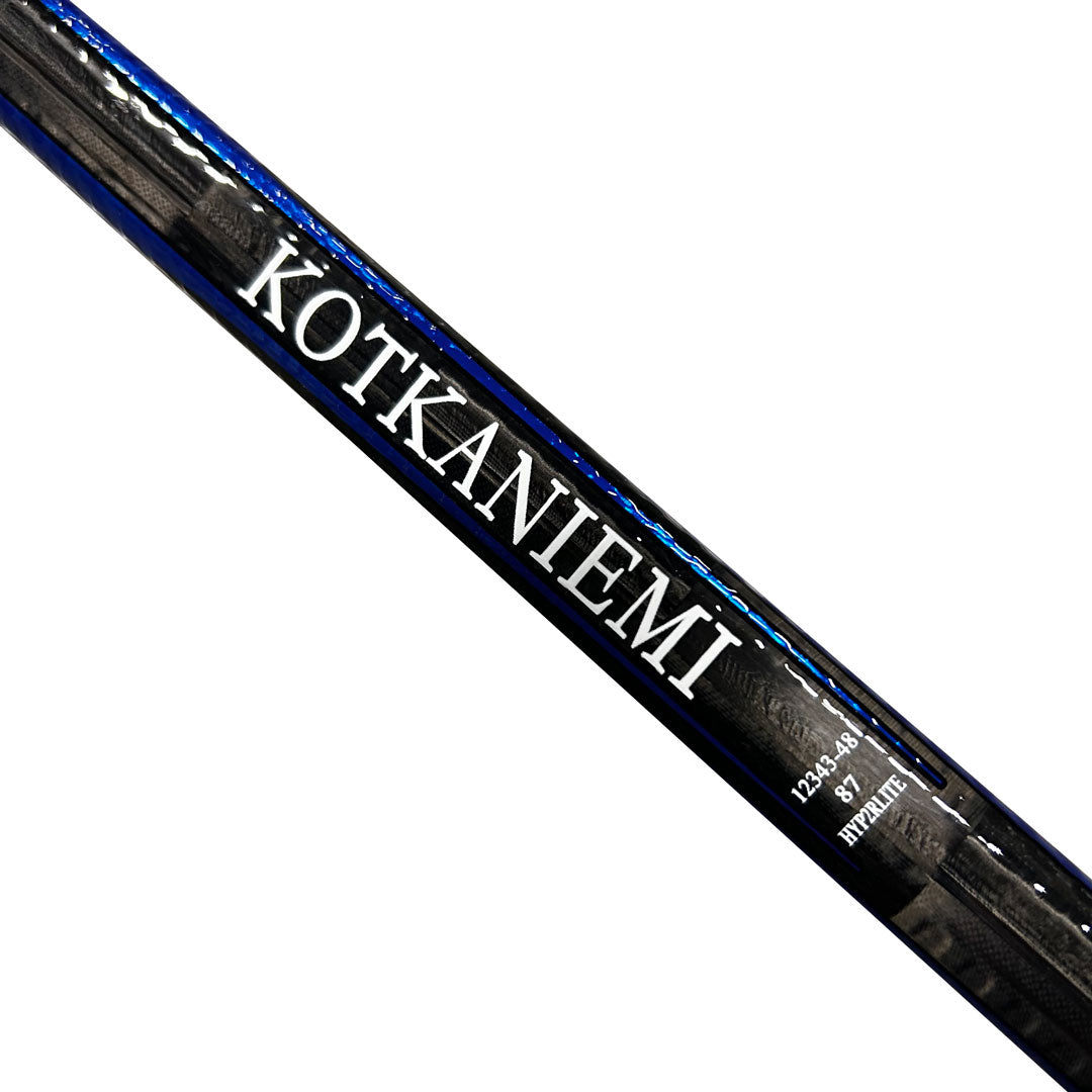 Jesperi Kotkaniemi Pro Stock - Bauer Vapor Hyperlite 2 (NHL)